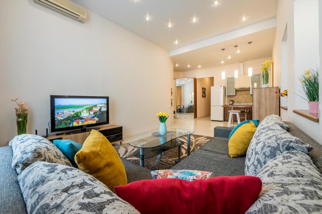 2К Квартира Між Майданом Та Софією Київською Appartement Buitenkant foto